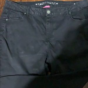 Almost Famous Mid Rise Skinny Jean